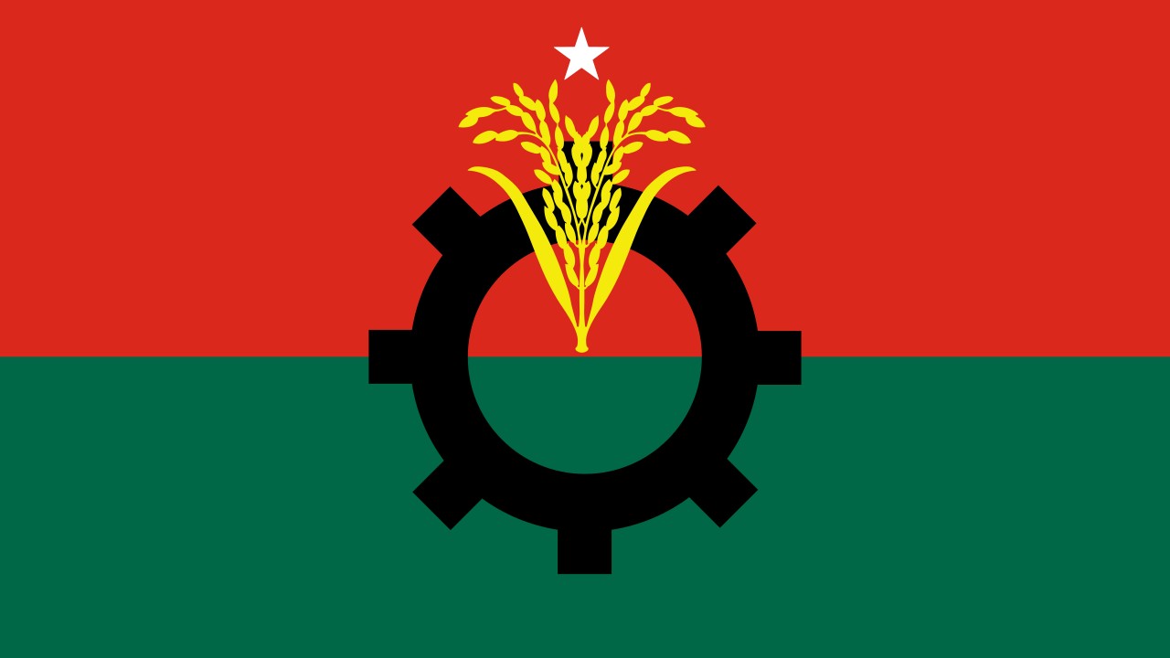 বিএনপির দুই পক্ষের সংঘর্ষে রণক্ষেত্র আড়াইহাজার, গুলিবিদ্ধ ৬, আহত ৩০